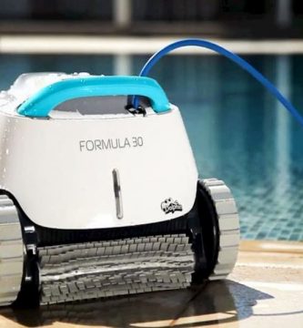 Robot limpiafondos DOLPHIN la merjor marca de robot limpia piscinas del mercado al mejor precio oferta limpiadores de suelo y paredes piscina www.comprarobot.com